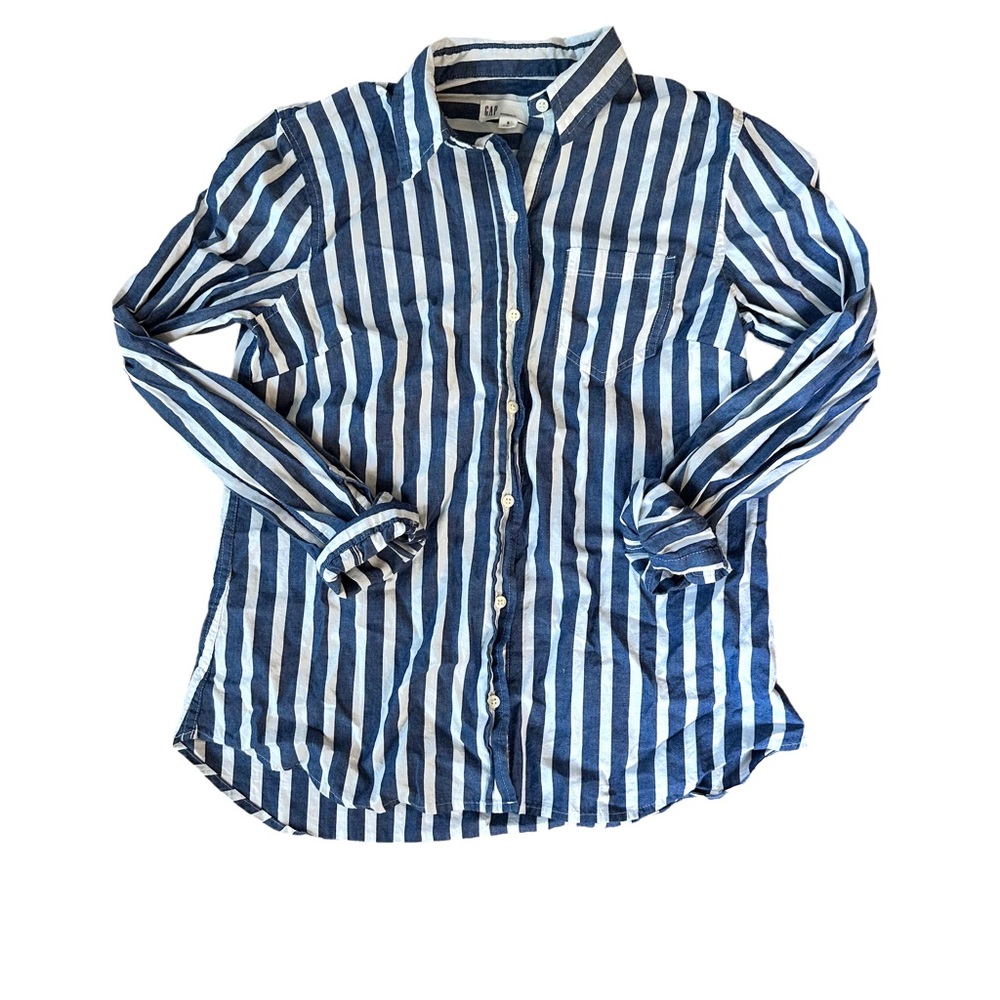 GAP Boyfriend Fit Striped Long Sleeve Button Up